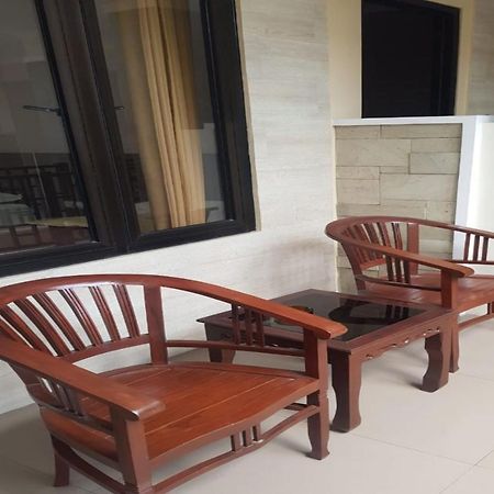 Oyo 2671 Wisma Djaja Syariah Bojonegoro Luaran gambar