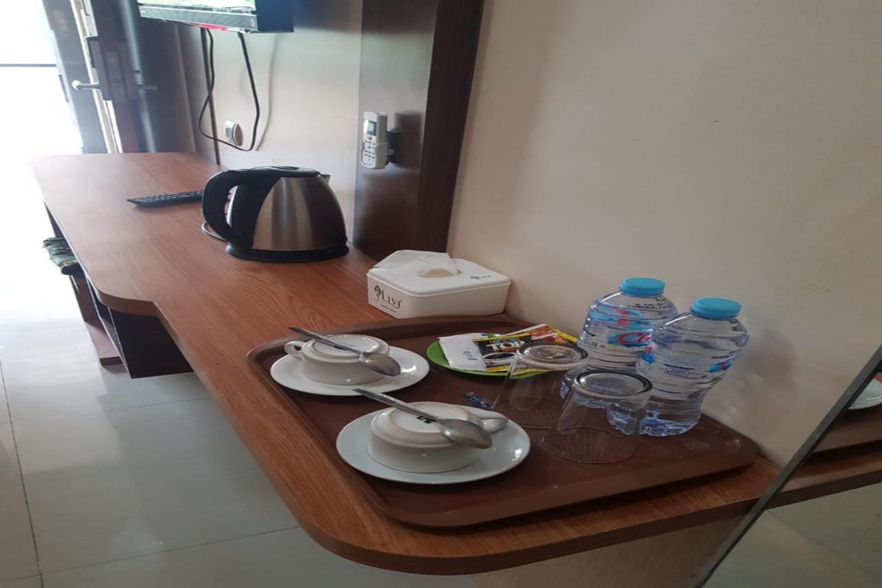 Oyo 2671 Wisma Djaja Syariah Bojonegoro Luaran gambar